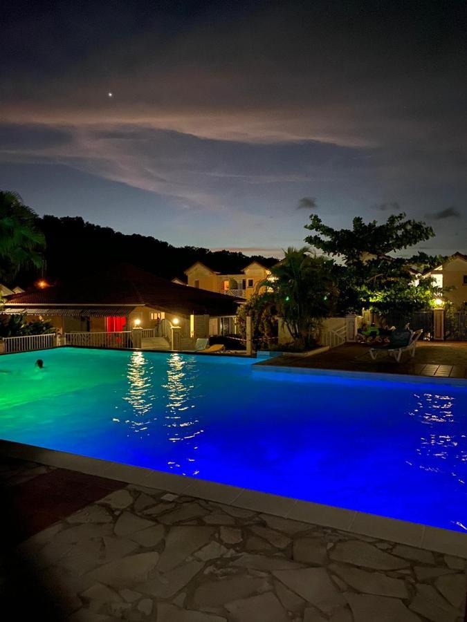 Superbe Studio De Standing A 800M De La Mer Des Caraibes Le Hameau De Beauregard Sainte Anne Ngoại thất bức ảnh