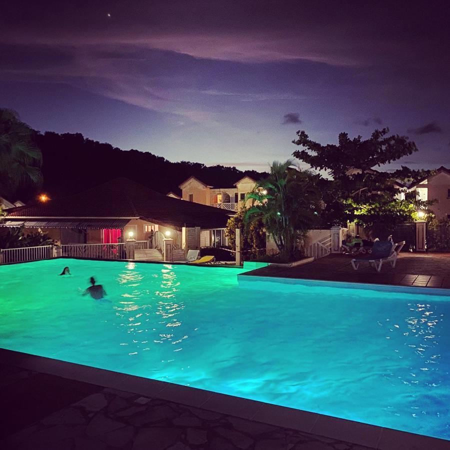 Superbe Studio De Standing A 800M De La Mer Des Caraibes Le Hameau De Beauregard Sainte Anne Ngoại thất bức ảnh